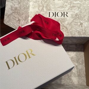 Dior Perfect Package~Pebbled Box & Tissue Paper, Dior Stuffing, 6.5 ft Ribbon